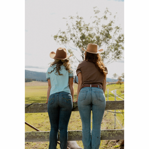 H&S 90's Retro Cowgirl Tee - Brown