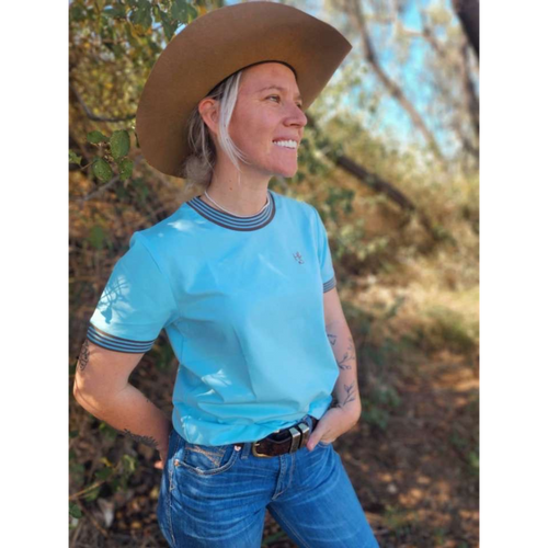 H&S 90's Retro Cowgirl Tee - Blue