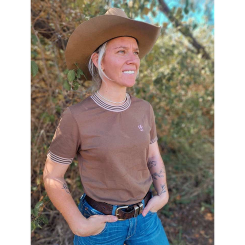 H&S 90's Retro Cowgirl Tee - Brown