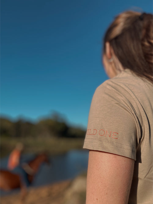 H&S LIMITED EDITION H&S Wild & Wanted Tee - Sand